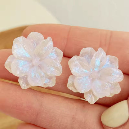 Elegant White Flower Stud Earrings for Women – Trendy 2025 Acrylic Floral Design, Lovely Fashion Jewelry