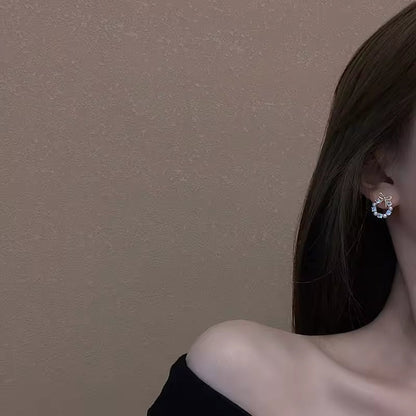 Elegant Pearl Bow Stud Earrings for Women – Round Wreath Design with Zircon Detail, Korean Fashion Jewelry